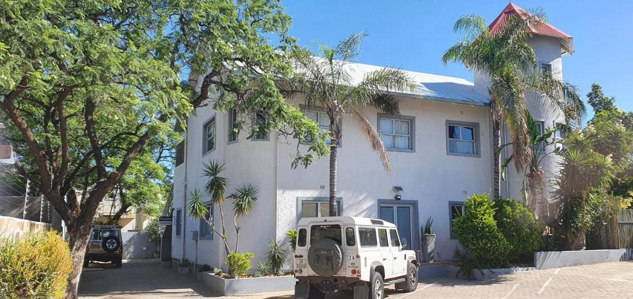 Vondelhof Guesthouse ウィントフーク エクステリア 写真