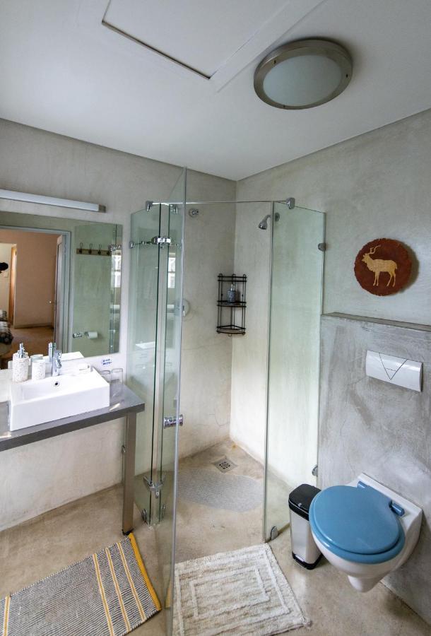 Vondelhof Guesthouse ウィントフーク エクステリア 写真